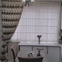 پرده تور و زیر پرده و کناره یا یراق کرم زرشکی