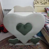 تخت نوزاد