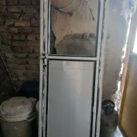 درب سرویس بهداشتی