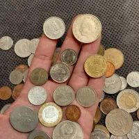 ۸۲ عدد سکه خارجی قدیمی