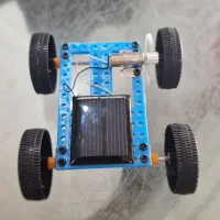 ربات ماشین خورشیدی