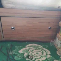 تختخواب با تشک دونفره و میز آرایش|تخت و سرویس خواب|زابل, |دیوار