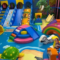 تجهیز خانه کودک و شهربازی