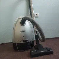 جارو برقی تکنوکیت