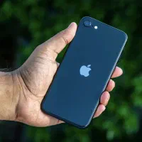 ایفون se2020