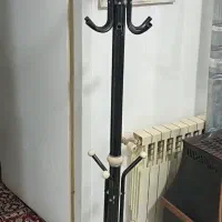 رخت آویز ایستاده