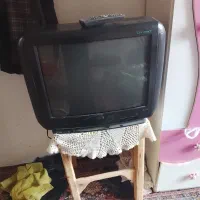 تلویزیون قدیمی رنگی سالم