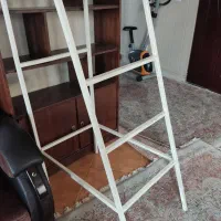 چهارپایه آهنی ومحکم