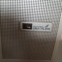 تلویزیون با گیرنده دیجیتال و میز|تلویزیون و پروژکتور|اراک, |دیوار