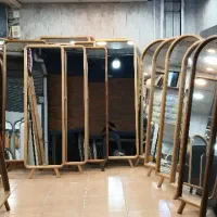انواع آینه قاب چوبی