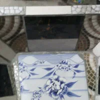 یکعدد‌حوض‌کاشی‌شده‌زیبا‌ومتوسط