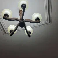 ۲عدد  لوستر چوبی ۵شاخه و  یک عدد  ۱ شاخه  سالم|لوستر و چراغ آویز|خرم‌آباد, |دیوار