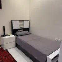 تخت به همراه تشک و باکس