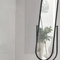 آینه قدی فلزی مستحکم مخصوص مزون و آرایشگاه