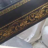 کتیبه قهوه ای