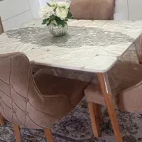 میز غذاخوری
