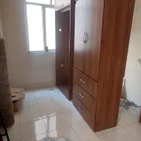 کمد تخت کم جا ۱متری هر تیکه جلو مبلی۲عدد نو