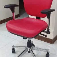 صندلی چرخ دار در حد نو