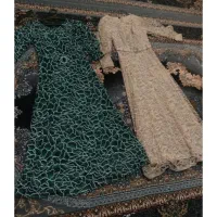 4 عدد لباس|لباس|چالوس, |دیوار