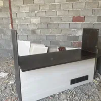 میز کانتر همراه با شیشه