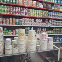 فروشنده سوپر مارکت شیفت شب