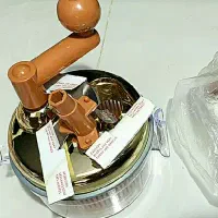 دستگاه خورد کن دستی
