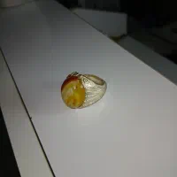 انگشتر نقره ۹۲۵ کار دست سنگ کهربا