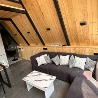 کلبه سوئیسی جکوزی دار در ماسال|اجارهٔ کوتاه‌مدت ویلا و باغ|رشت, اسماعیل آباد|دیوار