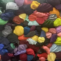 خریدار عمده انواع پارچه طاقه و تیکه و فروش