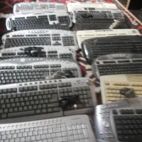 انواع کابل  ولوازم جانبی صفجه گلید کامپیوتر . موس