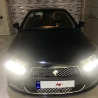 دنا پلاس توربو ۶ دنده بی رنگ