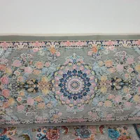 ۴عدد پشتی سالم یک شکل هر کدام ۷۵۰ تومان