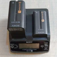 شارژر،باتری و دوربین فیلمبرداری SONY
