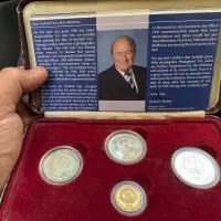 کلکسیون فیفا با چهار عدد سکه1904-2004