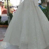 لباس عروس در حد نو