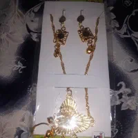 کتونی|کیف، کفش، کمربند|ساوه, |دیوار