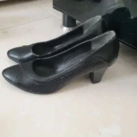 تعدادی کفش تمیز و سالم سایز ۳۸ و ۳۹|کیف، کفش، کمربند|پردیس, فاز ۳|دیوار