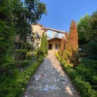 ویلا-مستقل-دیوار-350متر-حیاط-بلند-فقط-5میلیارد