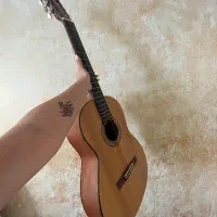 گیتار کلاسیک یاماها C40|گیتار، بیس، امپلیفایر|ساری, |دیوار