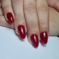 به دنبال مدل برای تکمیل نمونه کارهای خدمات ناخن