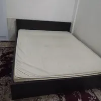 تخت خواب با دوشک