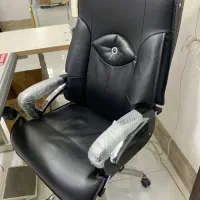 صندلی بخاری برقی و خورده وسایل