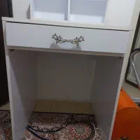 صندلی ومیز تحریر