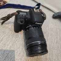 دوربینCanon 760D به همراه لنز 18-135 و لوازم جانبی