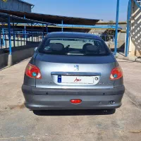 پژو206. ای دی وی۸