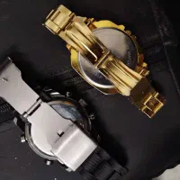 ۲ عدد ساعت تمیز