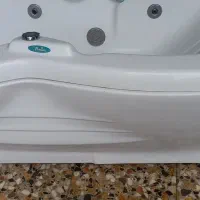جکوزی وان  پنل دوش