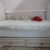 تخت کودک و نوجوان