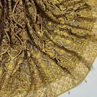 با قیمت مناسب