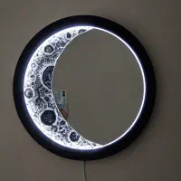 آینه دکوراتیو طرح ماه با نور LED